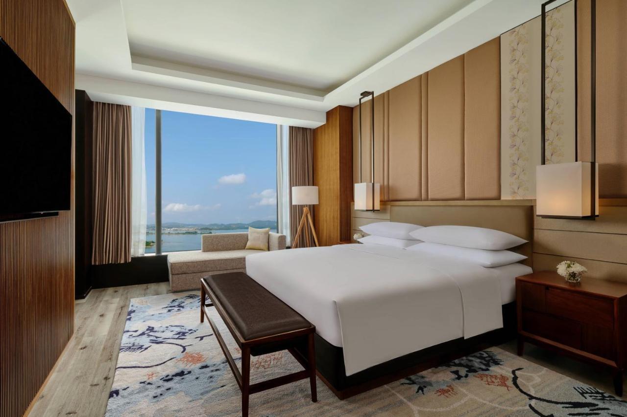 Batam Marriott Hotel Harbour Bay Nagoya Dış mekan fotoğraf