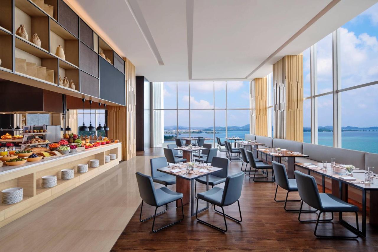 Batam Marriott Hotel Harbour Bay Nagoya Dış mekan fotoğraf