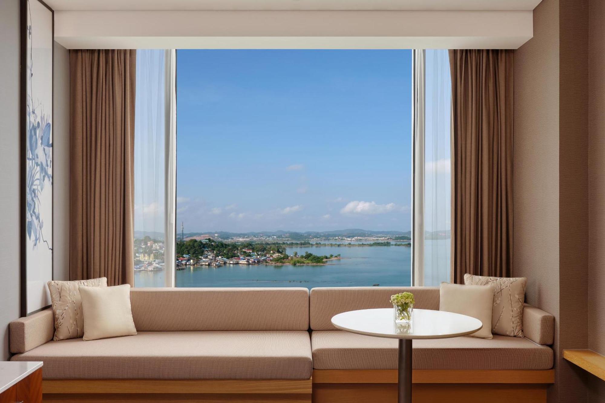 Batam Marriott Hotel Harbour Bay Nagoya Dış mekan fotoğraf