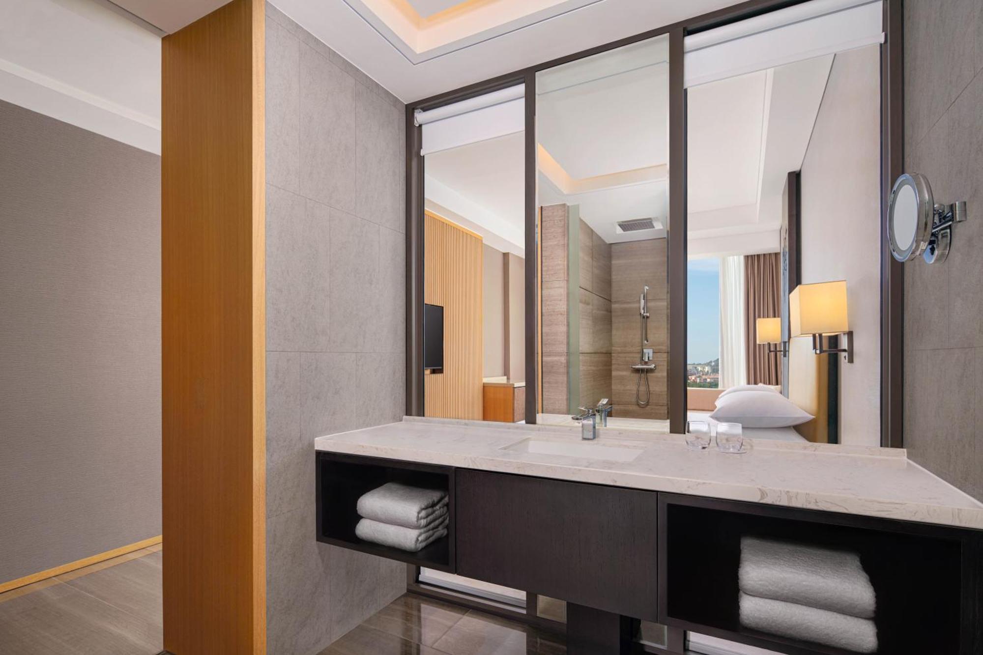 Batam Marriott Hotel Harbour Bay Nagoya Dış mekan fotoğraf
